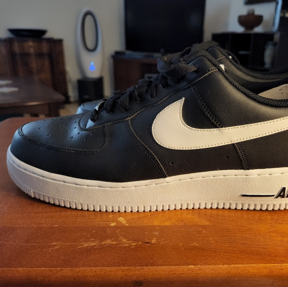 Nike Air Force Ones size 13